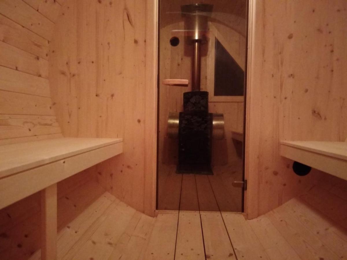 Family Summer House In Lodge